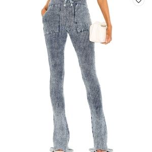 NEVER WORN KNORTS DENIM KNITWEAR